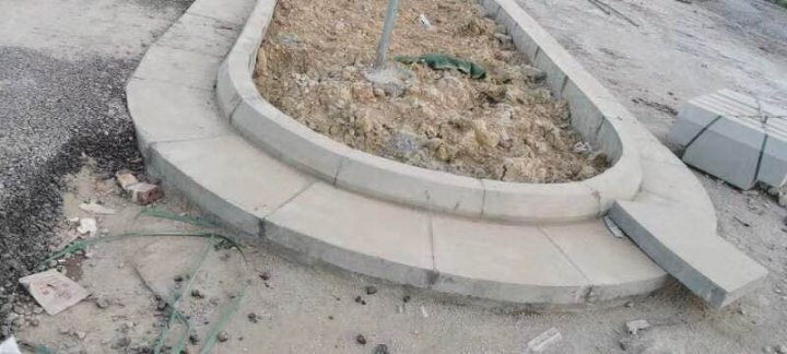 路缘石