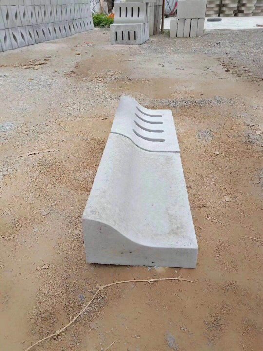 路缘石